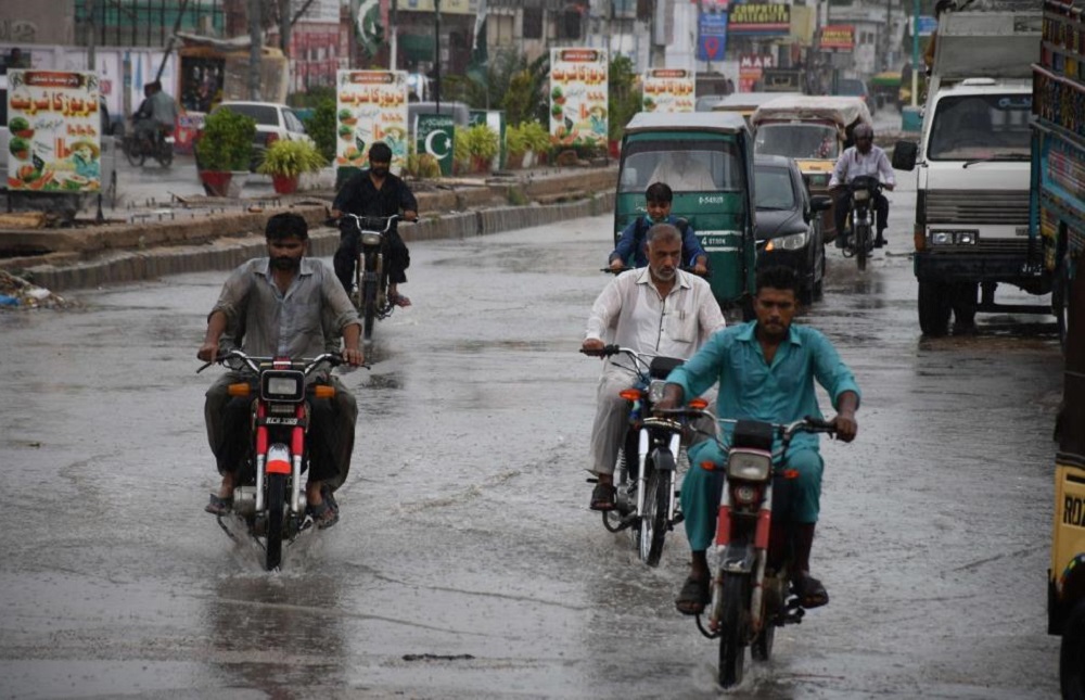Pakistan’da Muson Yağmurları 64 Can Aldı