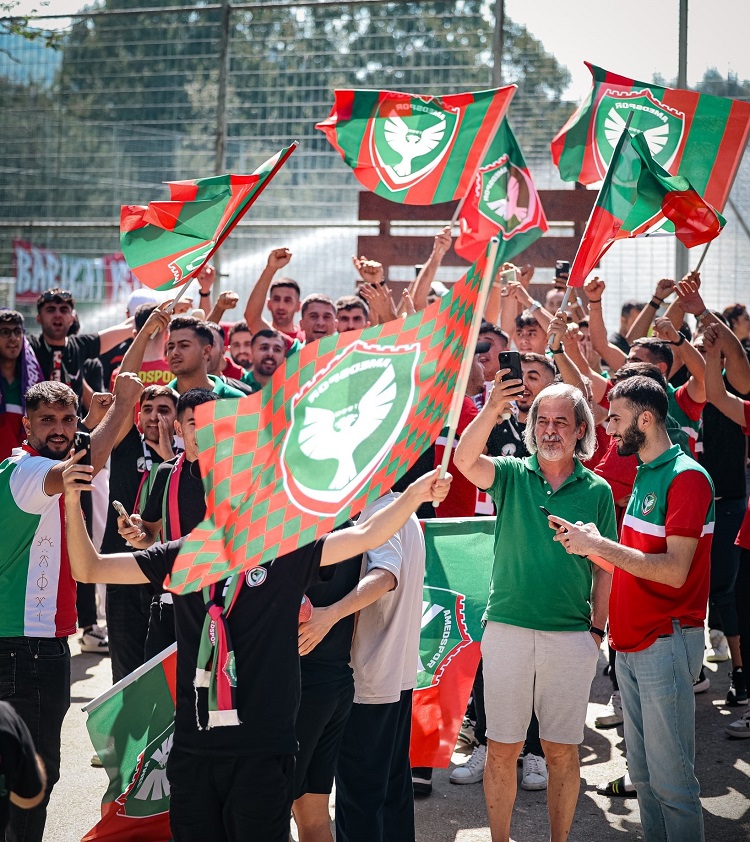 Amedspor Taraftarları fotoğraf