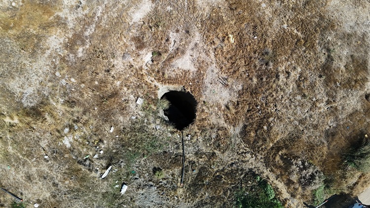 Balıkesir Depremi Sonrası Eskişehir'de Ortaya Çıktı! Korku Saldı (1)