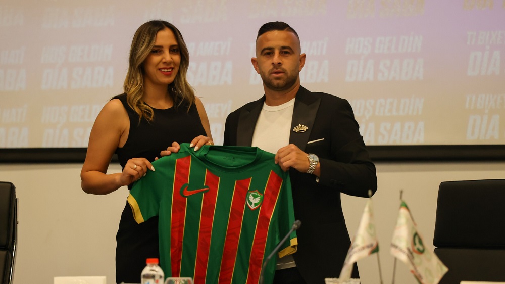 Dia Saba Resmen Amedspor'da İmzalar Atıldı