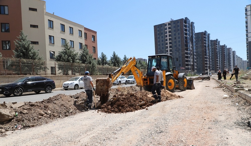 Diyarbakır’da Kışa Hazırlık 776 Yağmur Suyu Izgarası Döşendi Diski