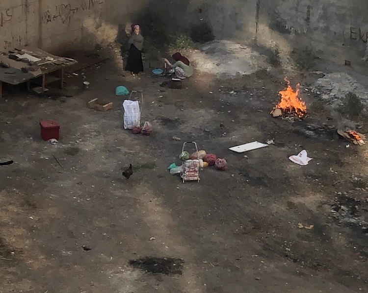 Diyarbakır’ın Göbeğinde Kadınlar Ateş Yaktı Mahalleli Isyan Etti