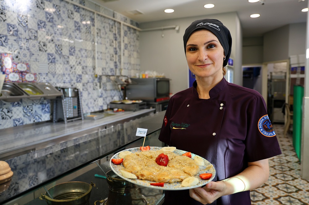 Kocasına Yaptı, Beğeni Alınca Tatlıyı Müşterilerine Sundu Siparişlere Yetişemiyor! (3)