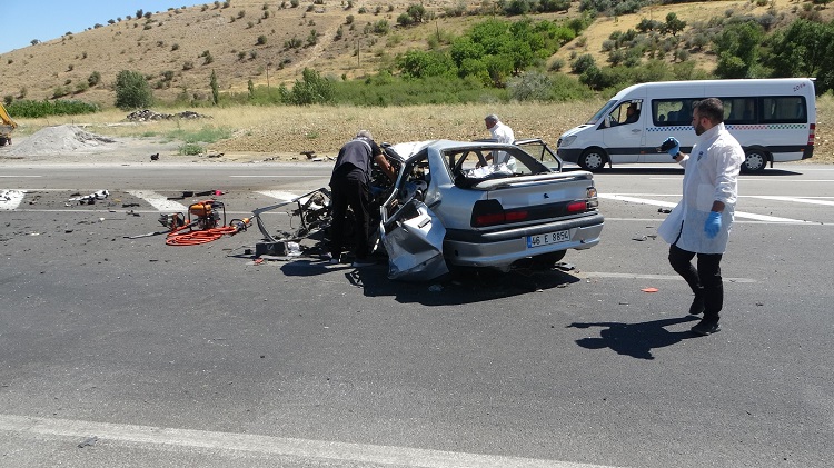 Malatya'da Feci Kaza 2 Kişi Hayatını Kaybetti! (1)