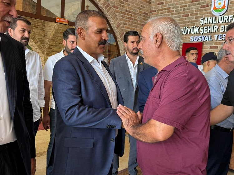 Şanlıurfa'da 7 Yıllık Husumet Barışla Son Buldu Helalleştiler!-1