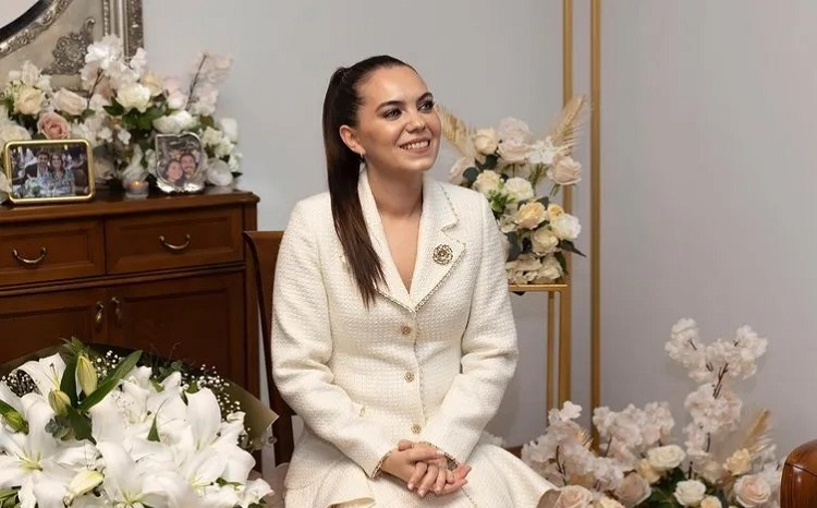 Ünlü Oyuncu İsmail Hacıoğlu’nun Kız Kardeşi De Oyuncu Çıktı! (2)