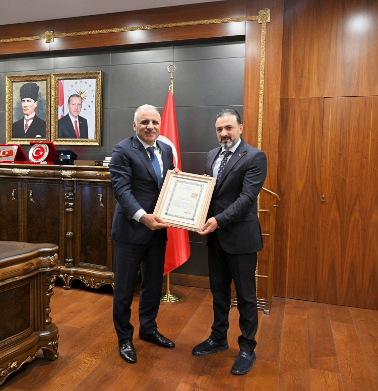 Valilik Duyurdu Müdür Diyarbakır’a Veda Etti!-1