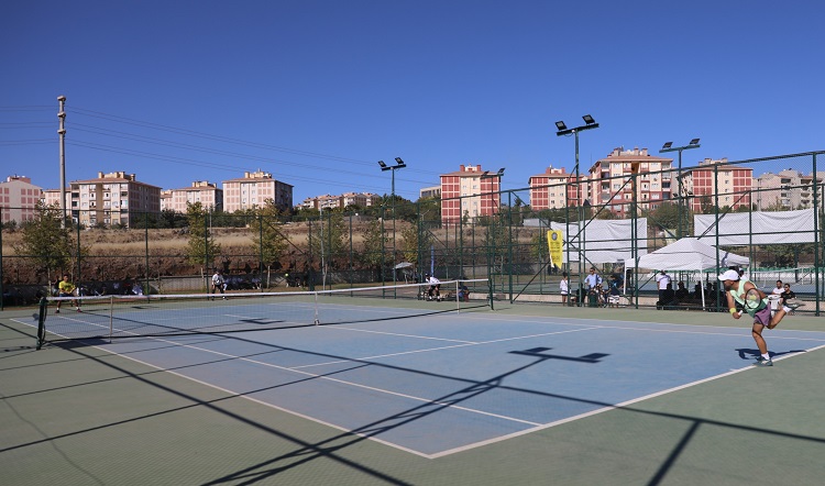 Diyarbakır’da 15. Amed Cup Tenis Turnuvası Sona Erdi Ödül Töreni Yapıldı! (1)-1