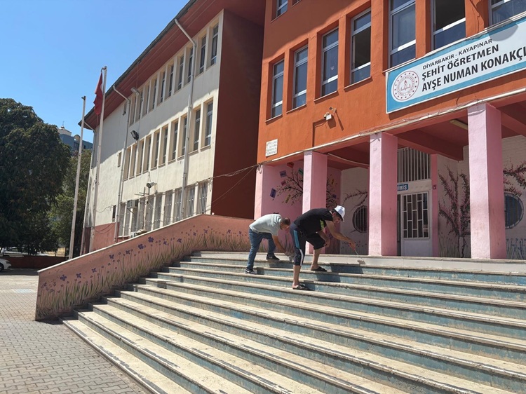 Diyarbakır’da Okullar Yeni Eğitim Öğretim Yılına Hazırlar!