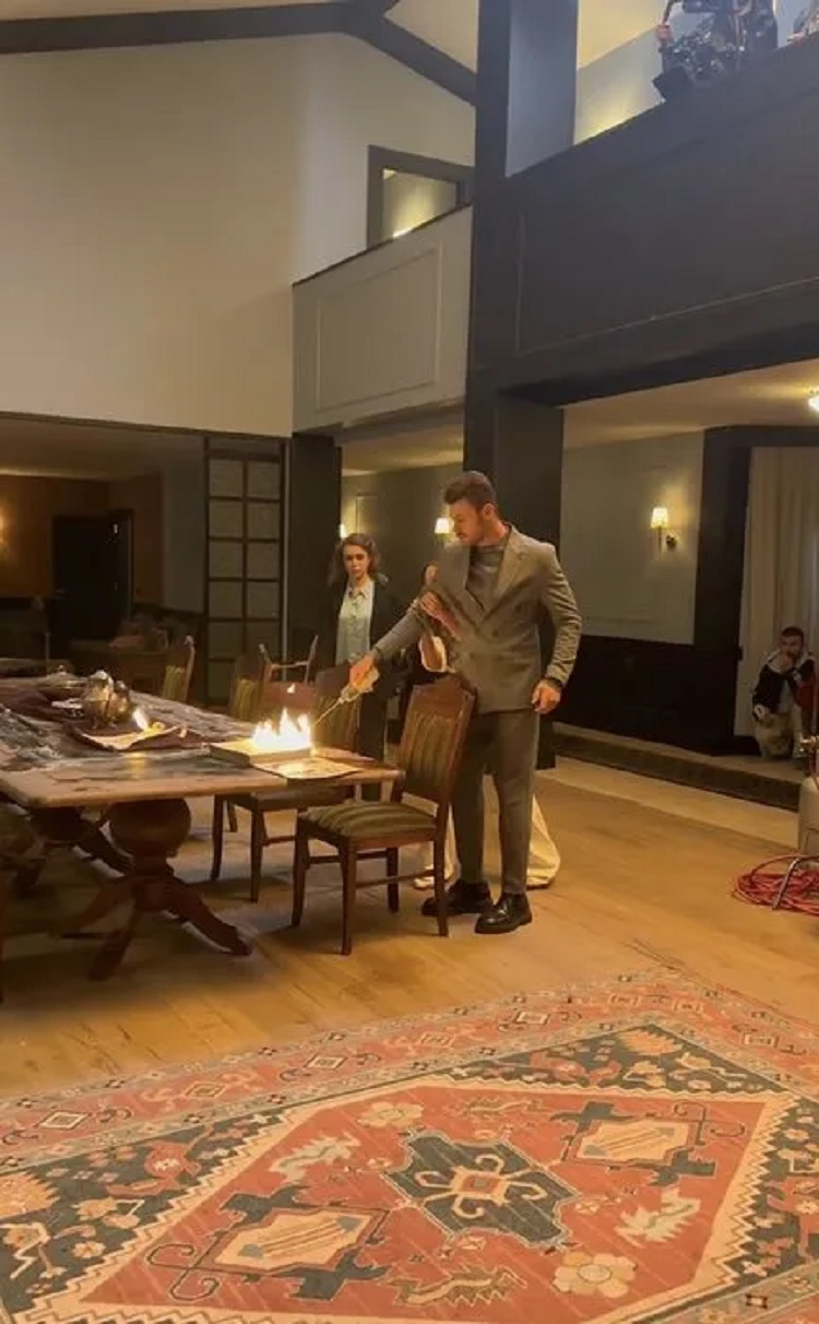 Kıvanç Tatlıtuğ'dan Dublör Olayı Hakkında Açıklama Geldi! (1)-1