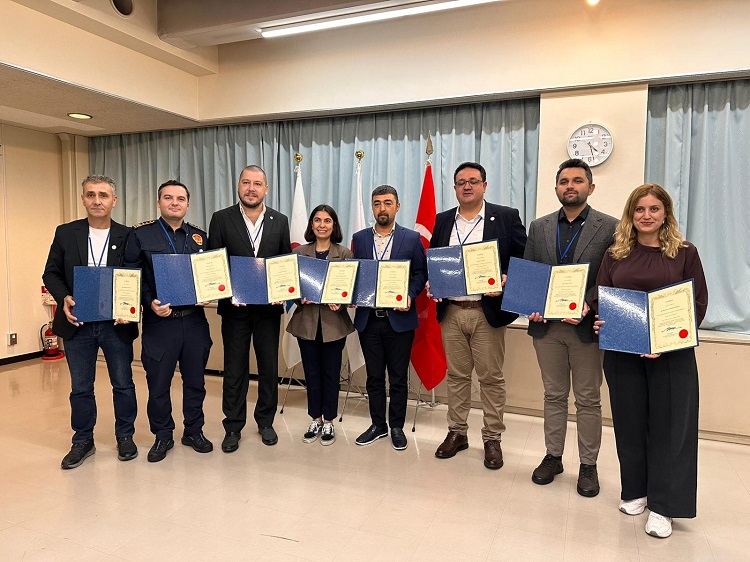 Büyükşehir Belediye, Deprem Dirençli Kent Için Diyarbakır’dan Japonya’ya Gitti! (3)