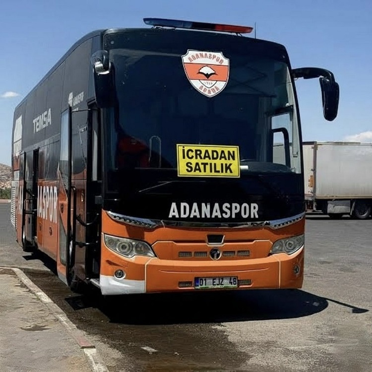 Amedspor'un Rakibiydi O Takımın Otobüsü Haciz Yoluyla Satılıyor! Adanaspor