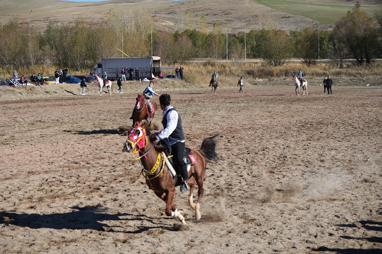 Asırlara Meydan Okuyan Spor İki Ilde De Yaşatılmaya Devam Ediyor! (1)
