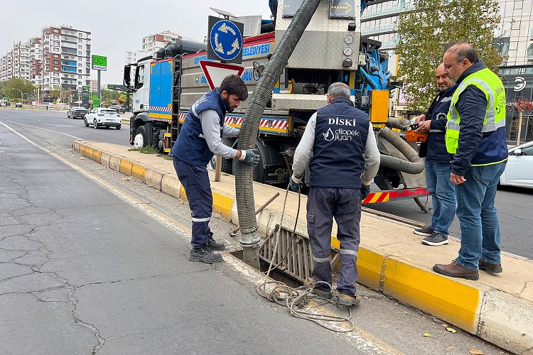 Diyarbakır’a Kuvvetli Yağmur Uyarısı Di̇ski̇'den Önlem-1