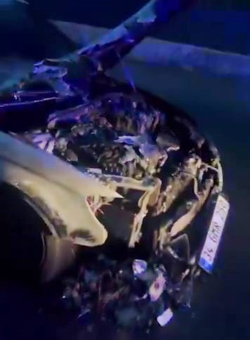 Diyarbakır’da Lüks Araç Kullanılamaz Hale Geldi!