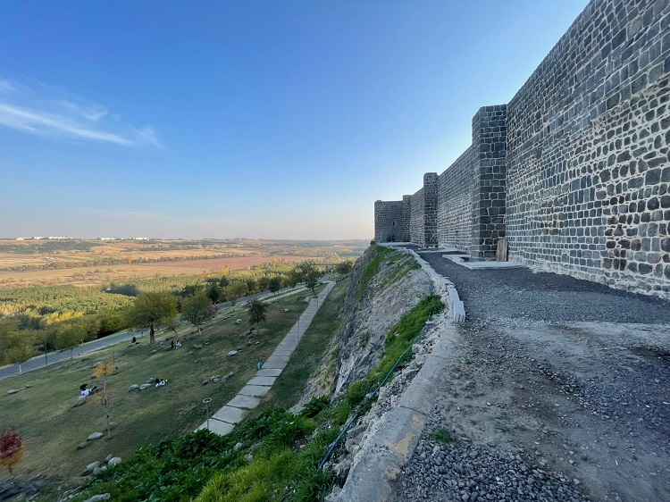 Diyarbakır’da Tarihi Surlar Için Kaçak Yapı Denetimi Yapıldı! (2)