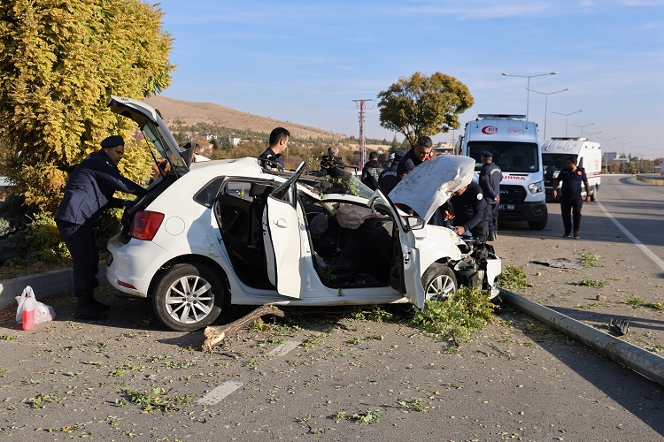 Elazığ'da Feci Kaza Çok Sayıda Yaralı Var!