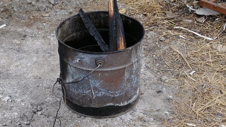 Malatya’da Isınmak Için Ateşe Tiner Döktüler Hastanelik Oldular (2)