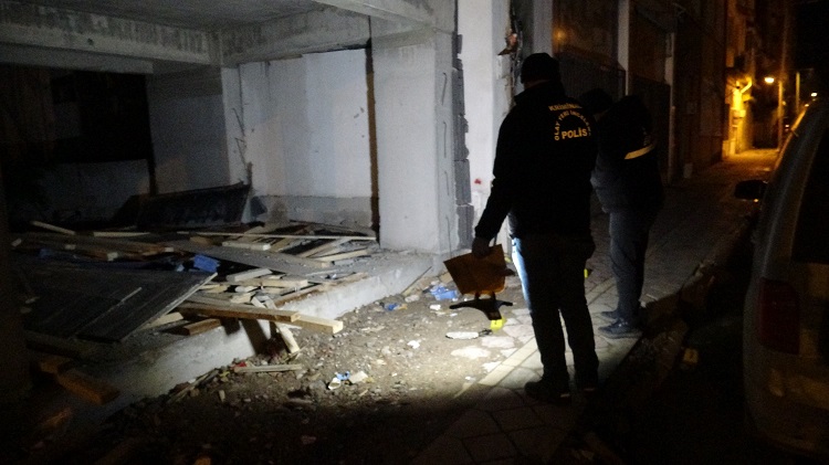 Malatya’da Kız Meselesinden Sopalı Bıçaklı Kavga Çıktı Kan Aktı (1)