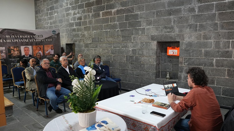 Tarihi Konakta Diyarbakır'ın Müzikal Hafızası Konuşuldu! (1)