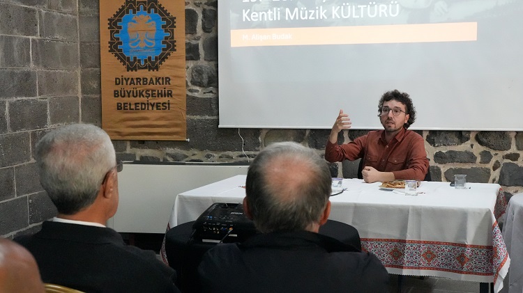 Tarihi Konakta Diyarbakır'ın Müzikal Hafızası Konuşuldu! (2)