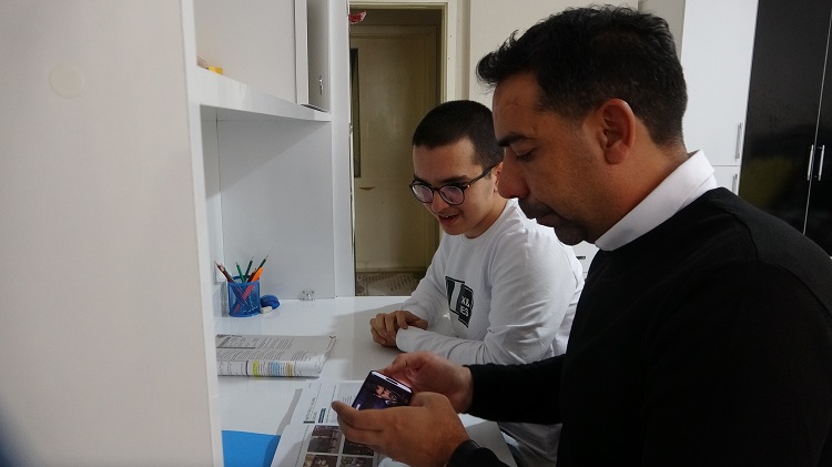 Tunceli’de 10 Yıldır Evde Eğitim Görüyor Azmiyle Takdirleri Topluyor! (1)