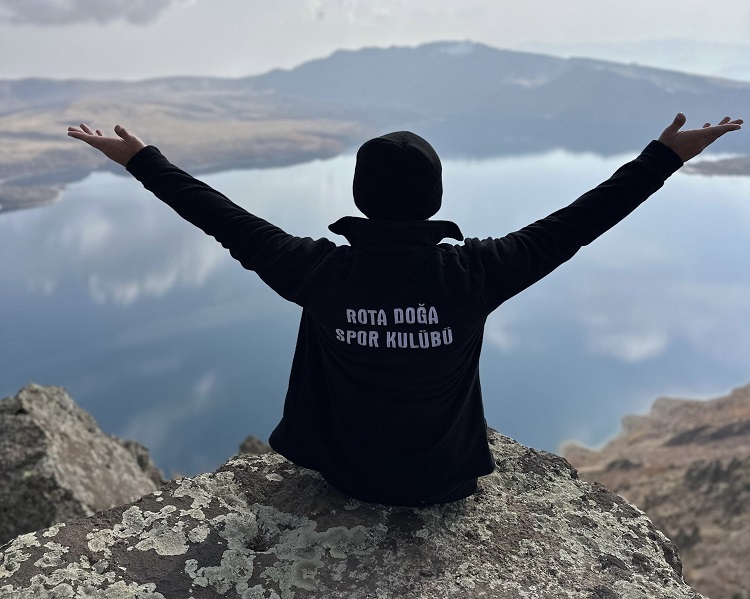 Vanlı Dağcılar Nemrut’u 360 Derece Turladı! (1)-1