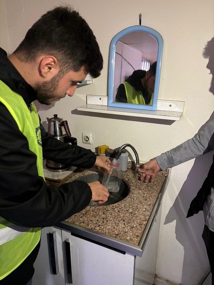 Diyarbakır’da Bir Sitedeki Içme Suyu Benzin Kokuyordu Sebebi Belli Oldu!-1