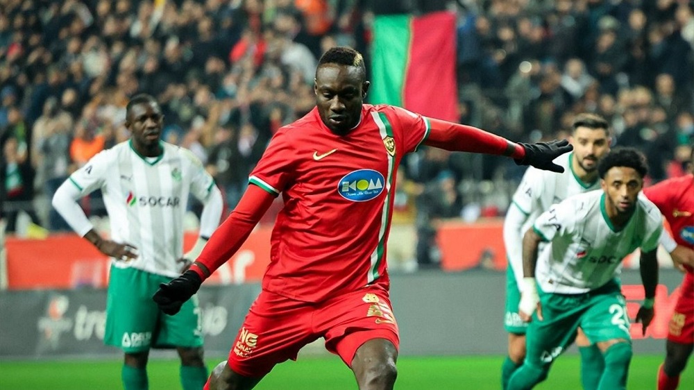 Amedspor, Iğdır Fk’yi 3 Yendi Liderliğe Yükseldi!