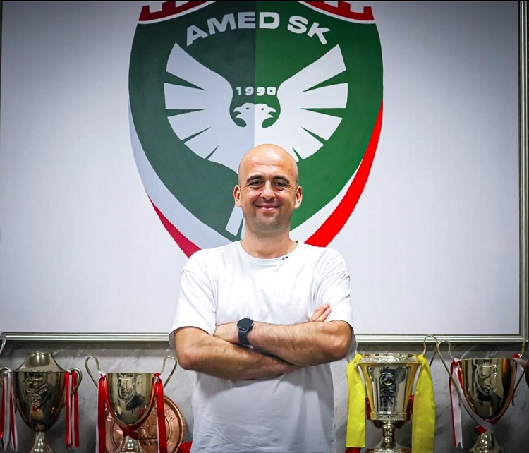 Amedspor’da Teknik Direktörle Yollar Ayrıldı Açıklama Geldi! Hakan Bayraktar