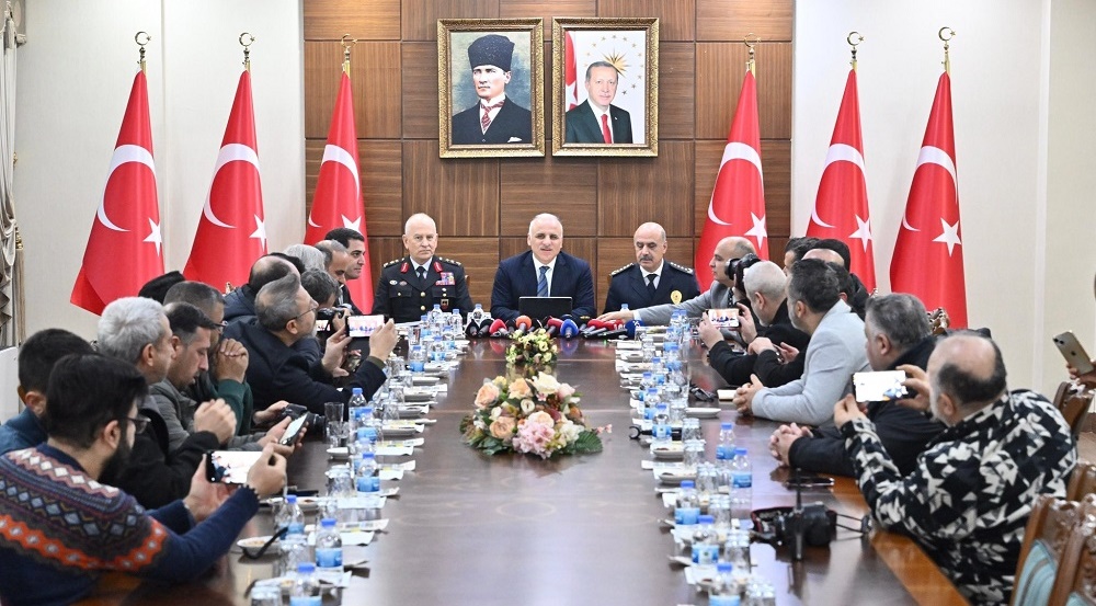 Diyarbakır Valisi Murat Zorluoğlu Toplantı