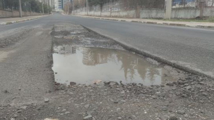 Diyarbakır’da Yol Çilesi Yapımı 5 Ay, Ömrü 2 Ay Sürdü! (2)