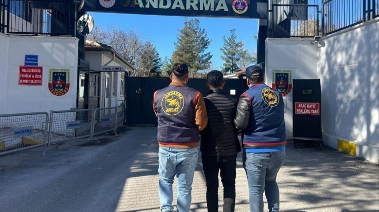 Jasat Diyarbakır’da Jasat Operasyonu Aranan 104 Kişi Yakalandı