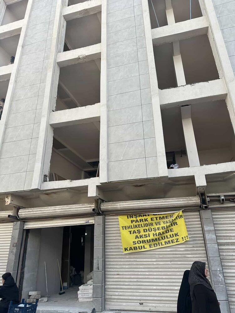 Bu Görüntüler Diyarbakır’a Yakışmıyor Yayaların Canı Allah’a Emanet!-1