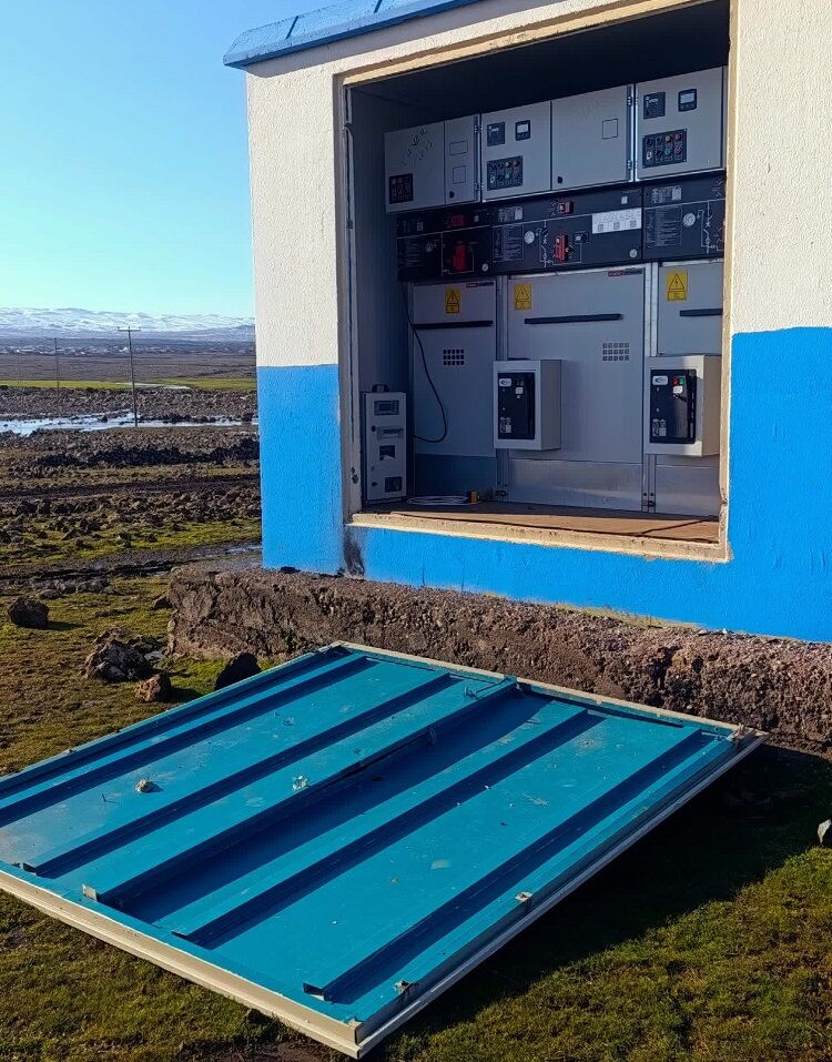 Diyarbakır'da Korkutan Görüntü Elektrik Panosu Tamamen Açıkta!