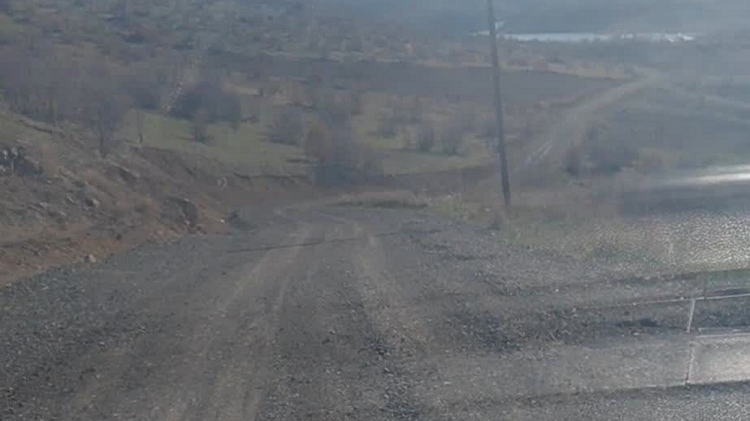Diyarbakır’ın “Tozlu Yollarında” Unutuldular Valiliğe Çıkmaya Hazırlanıyorlar! (1)