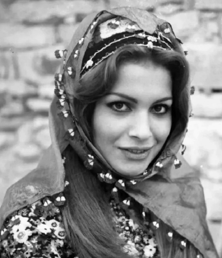 Meral Zeren Gençlik (2)