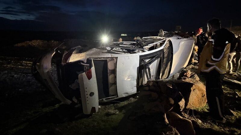 Siverek – Diyarbakır Yolunda Kaza Ağır Yaralılar Var!