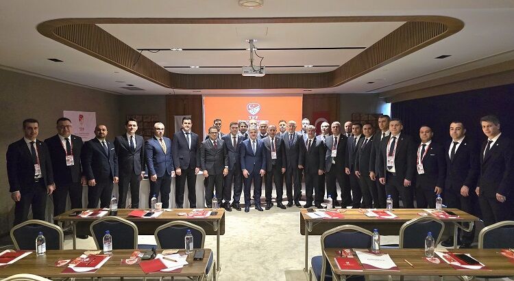 Tff'den Diyarbakır Açıklaması Vali Zorluoğlu Ile Görüştüler!-1