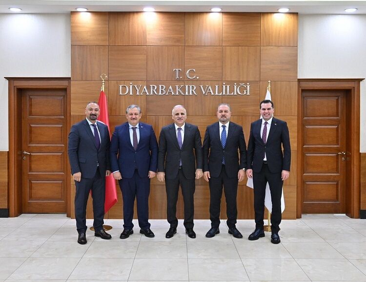 Valilik Duyurdu Her Yerden Diyarbakır’a Akın Edecekler! (2)