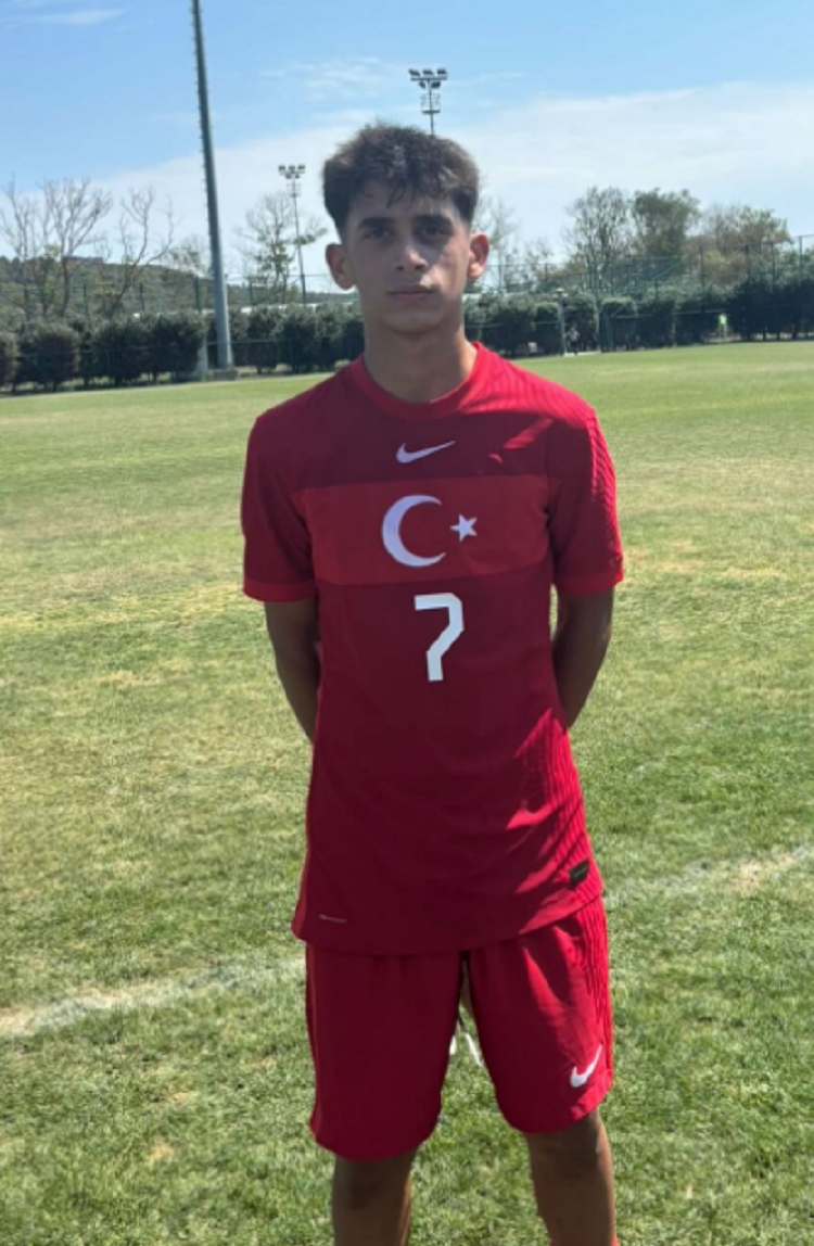 Amedspor'un Tek Bir Türkiye Milli Takım Futbolcusu Var İşte Ismi Muhammed Emin Kırboğa-1