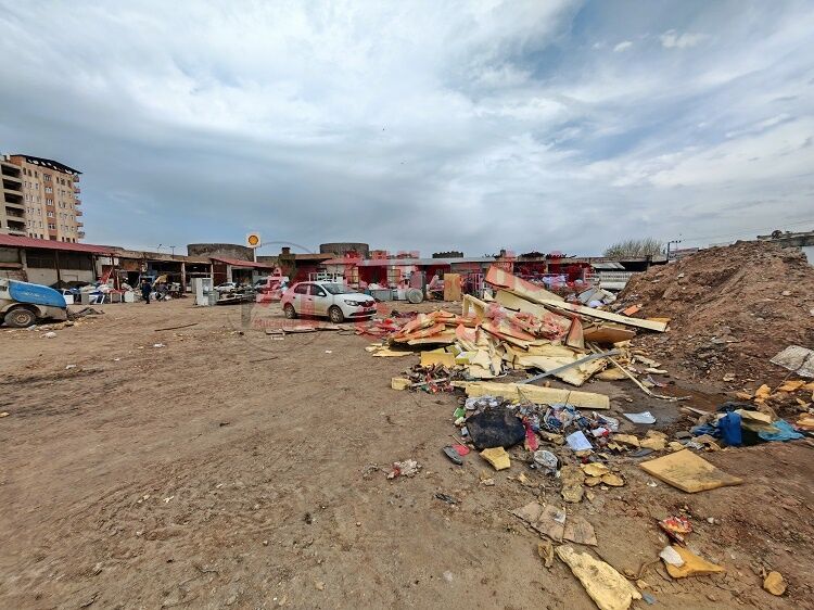 Diyarbakır’ın Göbeğinde ‘Eski Hal’ Çilesi Esnaf Isyanda! (1)