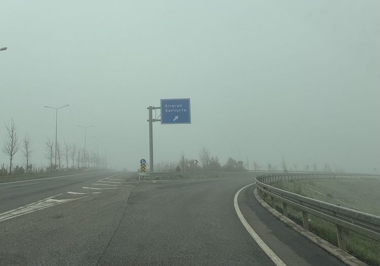 Gökyüzü Yere Indi Diyarbakır’da Ulaşımı Kilitleyen Gizemli Tabaka! Sis-1