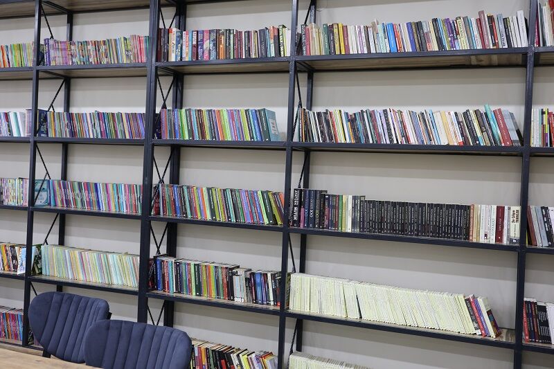 Kütüphane Diyarbakır’da Rojin Kabaiş Halk Kütüphanesi Açıldı
