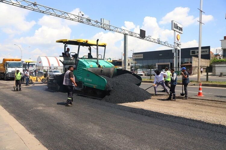 Diyarbakır’da Dev Asfalt Seferberliği! Büyükşehir Ekipleri 4 Ana Caddeyi Yeniledi (2)