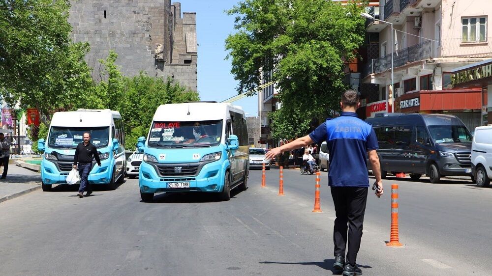 Diyarbakır Özel Halk Otobüsü Özel Halk Otobüs Ulaşım Dağkapı Büyükşehir Belediyesi Zabıta Denetim