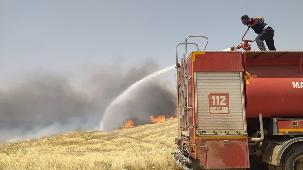Mardin’de Korku Dolu Dakikalar İtfaiye Erleri Üç Mahallede Birden Alevlerle Savaştı! (1)