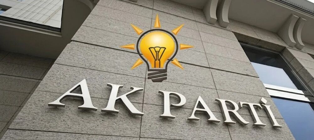 POLİTİKA
