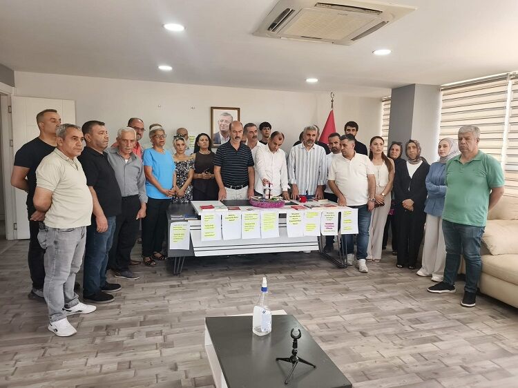 Chp Diyarbakır’da Deprem İl Ve İlçe Yönetimlerinden Toplu Istifa! (2)