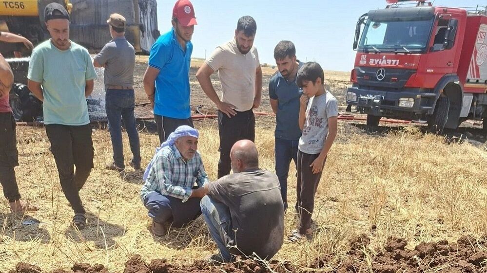 Diyarbakır'da Biçerdöveri Yandı Köylüler Yozgatlı Çiftçi Için Para Topladı